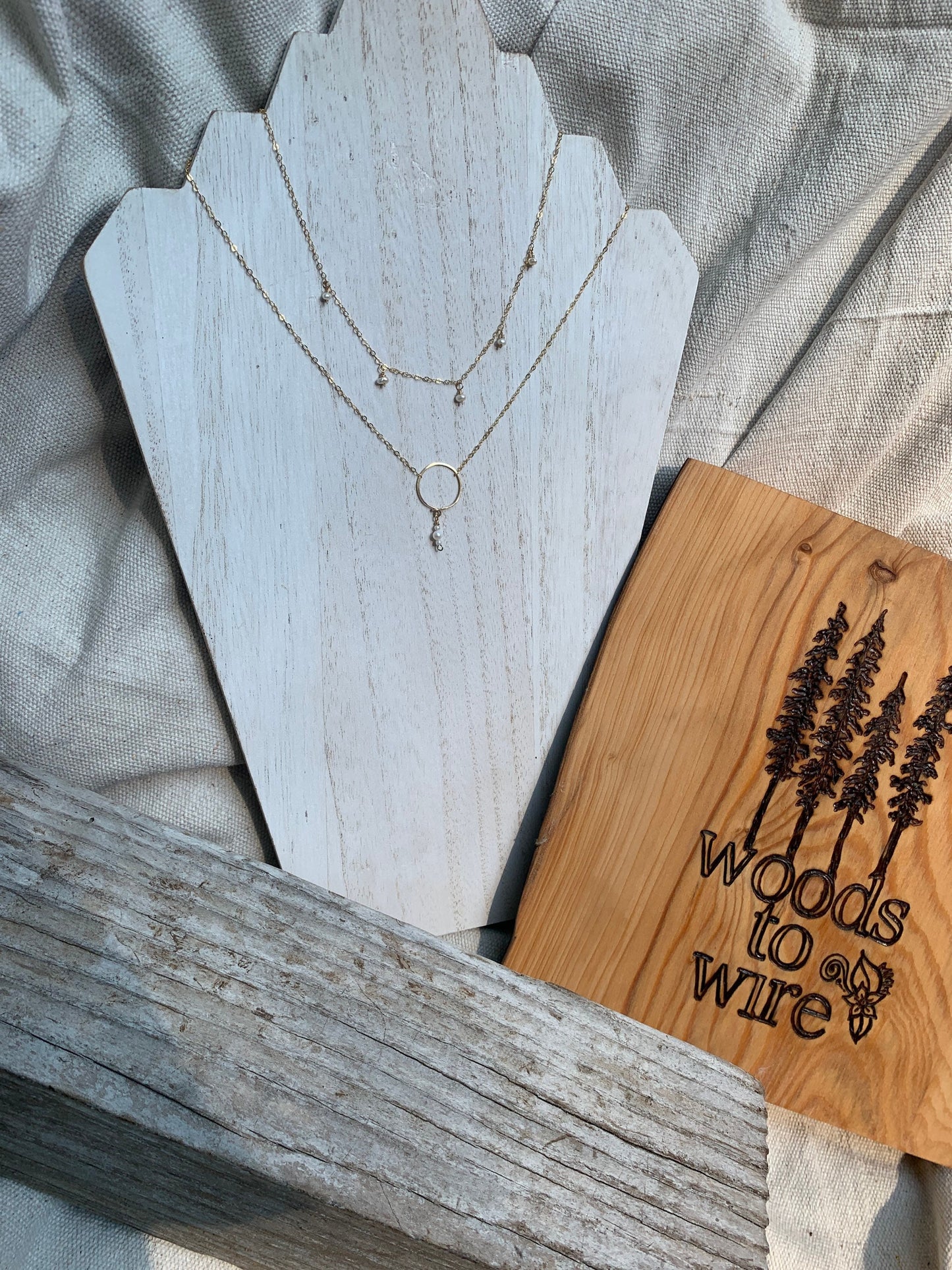 Redwood necklace •freshwater pearl